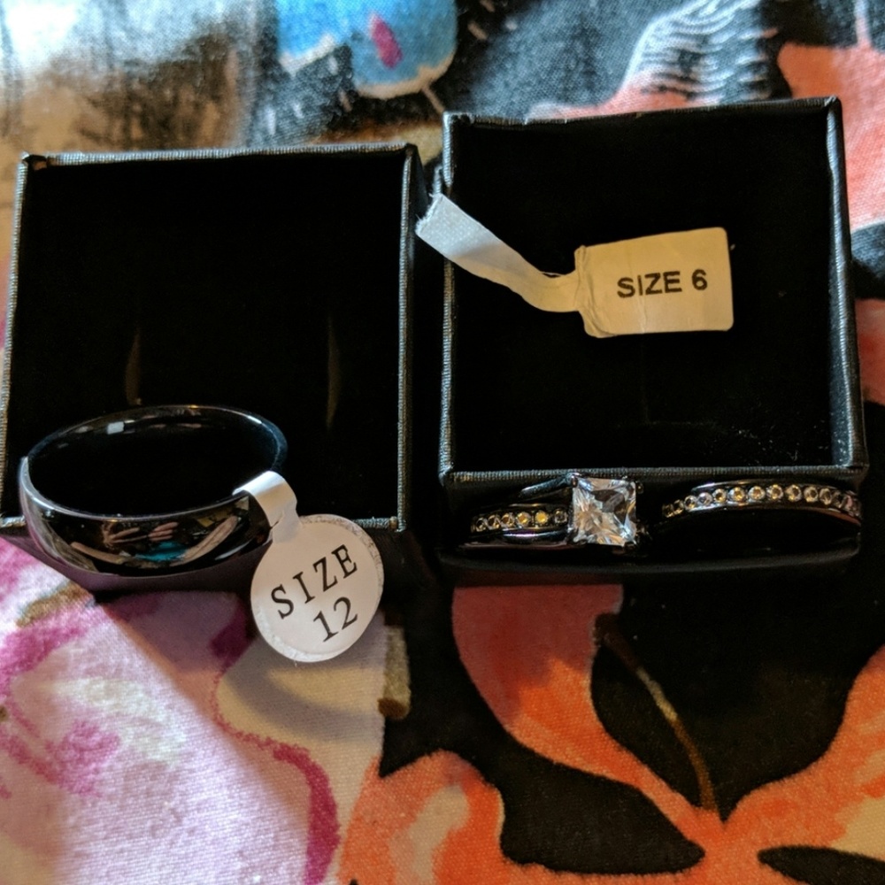 Black titanium engagement set